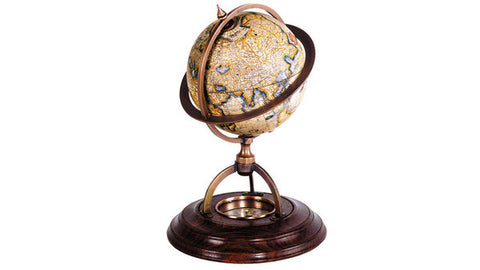 Globes & Magnifiers