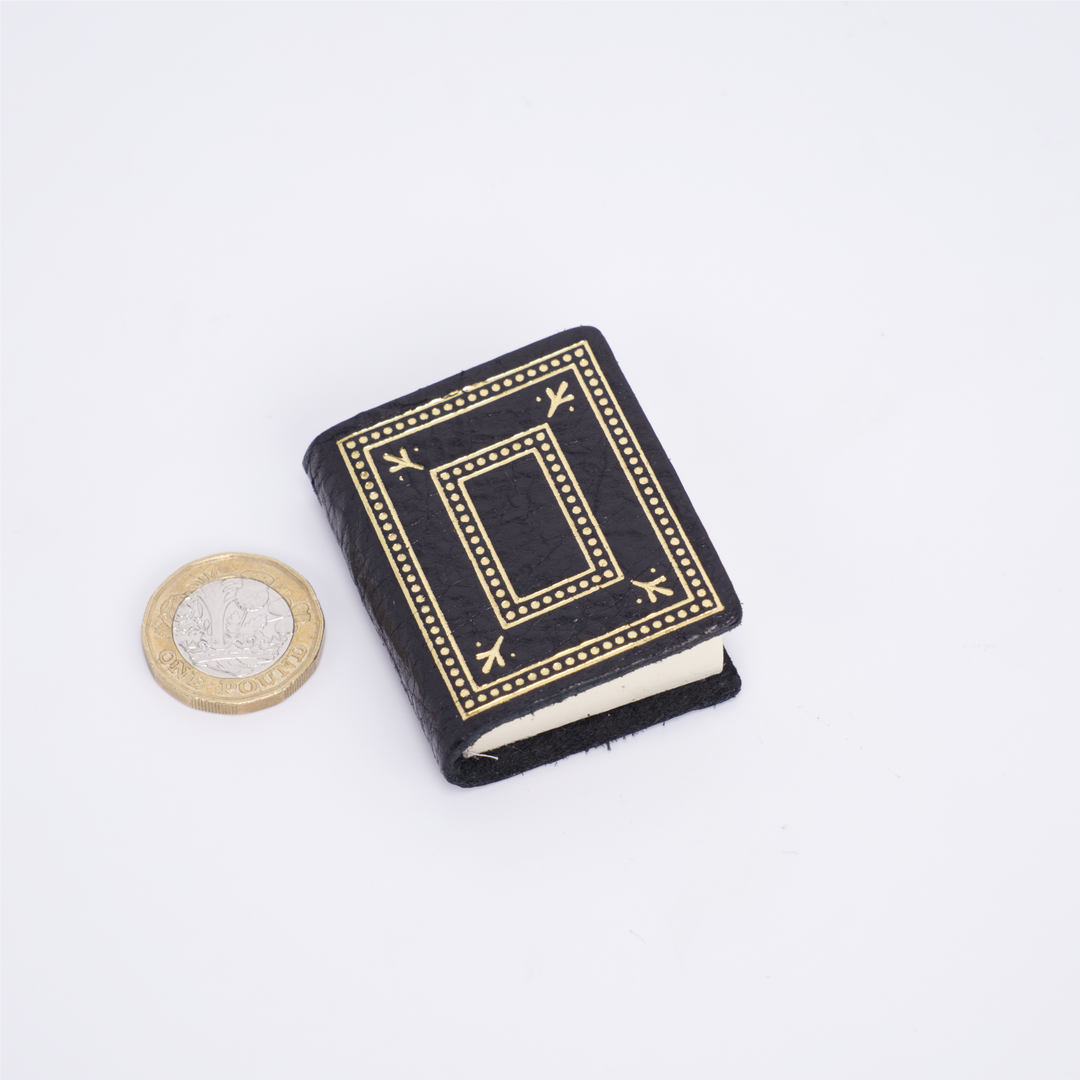Minuscule Geometric